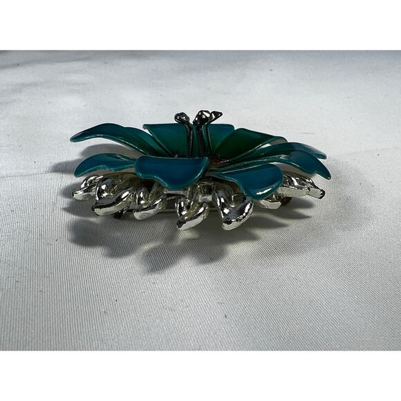 Vintage Coro Flower Brooch Teal Blue Enamel Rhinestone Leaves MCM Ornate RARE - Picture 15 of 16